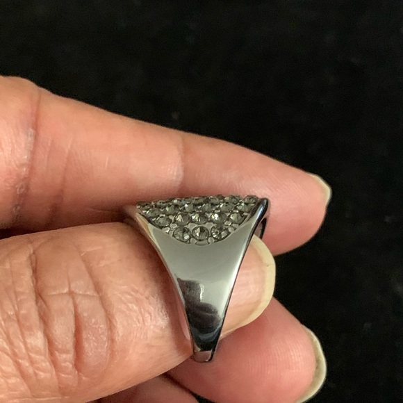 Iced-Out Ring 18kt Gold Plated - Picture 4 of 5